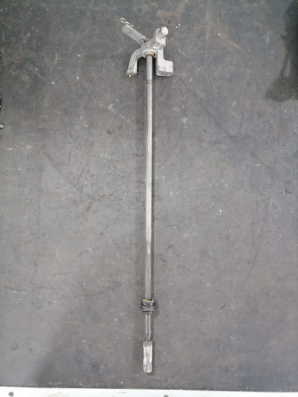 б/у Yamaha F150 тяга включения хода 63P-44120-00-00