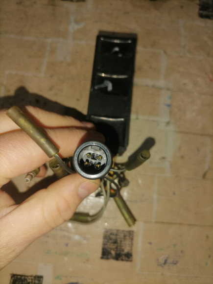 б/у Yamaha 60-70 коммутатор 6H3-85540-11-00