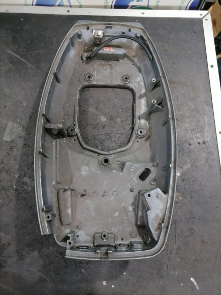 б/у Yamaha 40-50 поддон 6H4-42711-07-4D б/у Yamaha 40-50 поддон 6H4-42711-07-4D