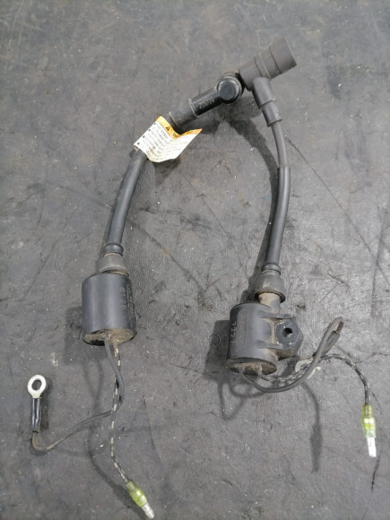 б/у Tohatsu 120-140 высоковольтная катушка 3C8-06048-0 б/у Tohatsu 120-140 высоковольтная катушка 3C8-06048-0