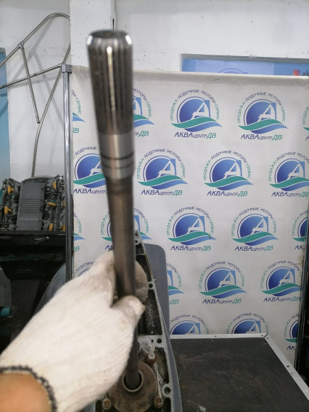 б/у Suzuki DT115-140 редуктор в сборе 57100-94520-000,55100-94510-02M L- длина б/у Suzuki DT115-140 редуктор в сборе 57100-94520-000,55100-94510-02M L- длина