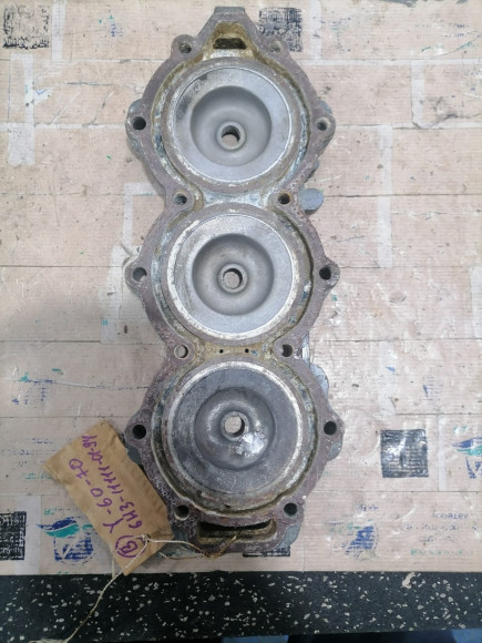 б/у Yamaha 60-70 головка блока цилиндров 6H3-11111-01-1S б/у Yamaha 60-70 головка блока цилиндров 6H3-11111-01-1S