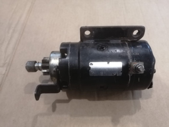 б/у Yamaha 75-90 стартер электрический  688-81800-12-00
