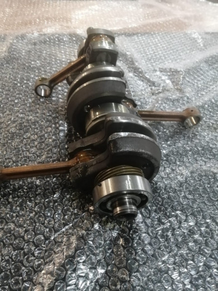 б/у Yamaha 40-50 коленчатый вал в сборе 6H4-11400-14-00