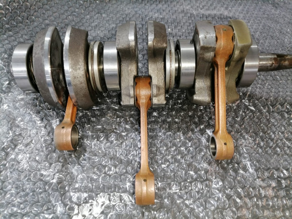 б/у Yamaha 40-50 коленчатый вал в сборе 6H4-11400-14-00
