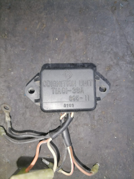 б/у Yamaha 9.9D-15 коммутатор 695-85540-11-00 б/у Yamaha 9.9D-15 коммутатор 695-85540-11-00
