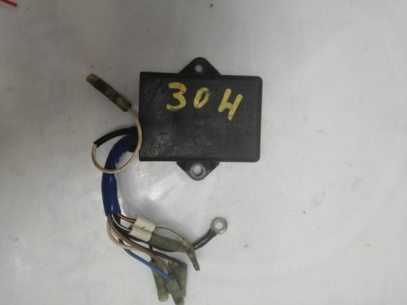 б/у Yamaha 25-30 блок зажигания   61N-85540-13-00