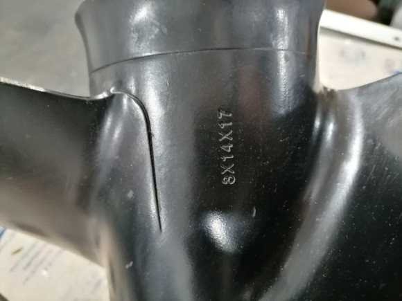 б/у Suzuki DF70-140 гребной винт  3x14x17   58100-90JA0-019