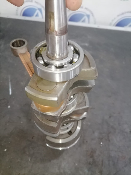б/у Yamaha 40-50 коленчатый вал в сборе 6H4-11400-14-00