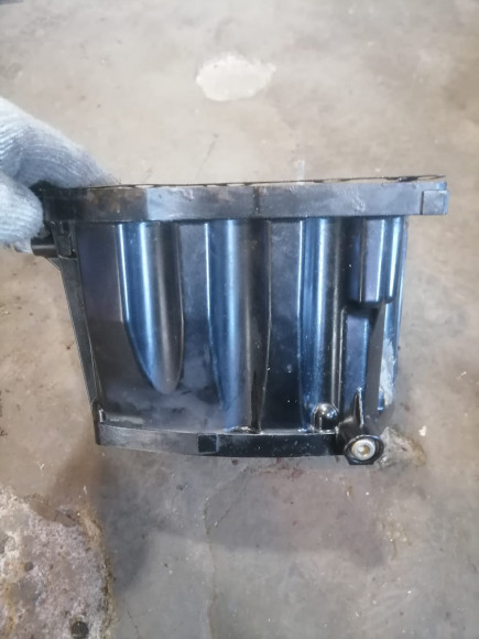 б/у Suzuki DF90-140 масляный поддон 11501-90J04-0EP б/у Suzuki DF90-140 масляный поддон 11501-90J04-0EP