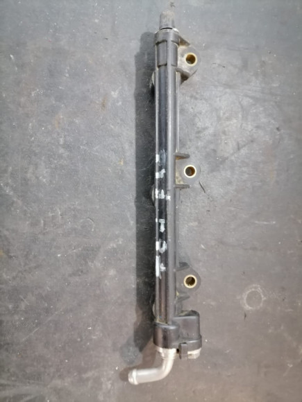 б/у Tohatsu F30 топливная рейка 3AC-10200-0 б/у Tohatsu F30 топливная рейка 3AC-10200-0