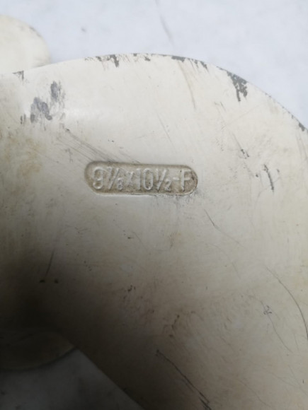 б/у Yamaha F25A  винт 9  7/8 х 10 1/2 оригинал