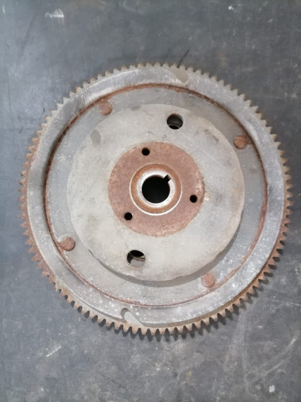 б/у Yamaha 60 маховик 6H2-85550-00-00