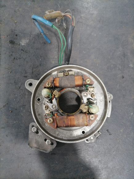 б/у Yamaha 30 OLD основание зажигания в сборе кулачкового типа б/у Yamaha 30 OLD основание зажигания в сборе кулачкового типа