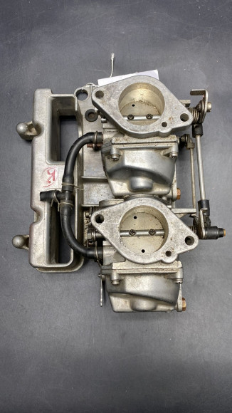б/у Yamaha 40Q карбюраторы в сборе 6E9-14301-02-00,6E9-14302-02-00 б/у Yamaha 40Q карбюраторы в сборе 6E9-14301-02-00,6E9-14302-02-00