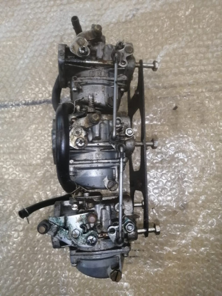 б/у Yamaha 40 карбюратор верхний 6H4-14301-06-00 б/у Yamaha 40 карбюратор верхний 6H4-14301-06-00