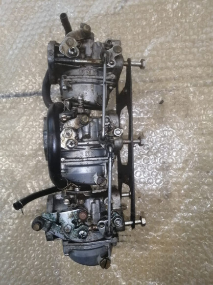 б/у Yamaha 40 карбюратор верхний 6H4-14301-06-00 б/у Yamaha 40 карбюратор верхний 6H4-14301-06-00