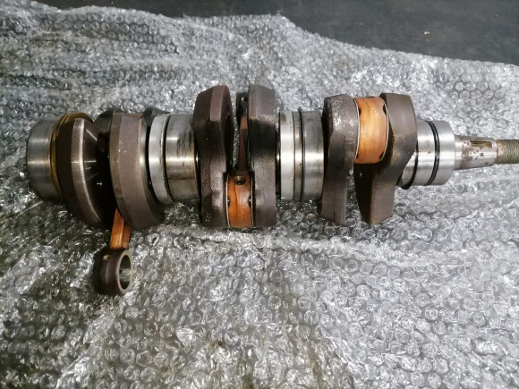 б/у Yamaha 60-70 коленчатый вал в сборе 6H3-11400-11-00 б/у Yamaha 60-70 коленчатый вал в сборе 6H3-11400-11-00
