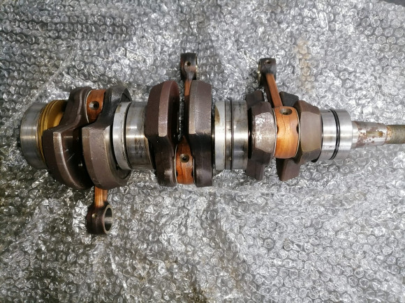 б/у Yamaha 60-70 коленчатый вал в сборе 6H3-11400-11-00 б/у Yamaha 60-70 коленчатый вал в сборе 6H3-11400-11-00