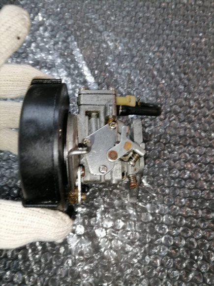 б/у Yamaha 5 карбюратор в сборе 6E3-14301-05-00 б/у Yamaha 5 карбюратор в сборе 6E3-14301-05-00