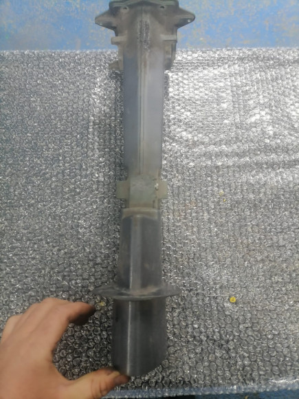 б/у Yamaha 6-8 дейдвуд 6N0-G5111-10-4D L-длина