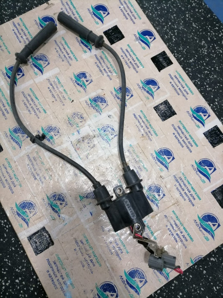 б/у Yamaha F80-150 высоковольтная катушка 63P-82310-01-00 б/у Yamaha F80-150 высоковольтная катушка 63P-82310-01-00