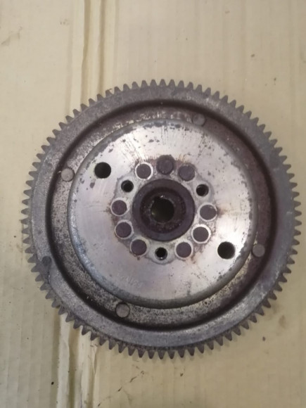 б/у Yamaha 40 маховик  6H4-85550-F0-00