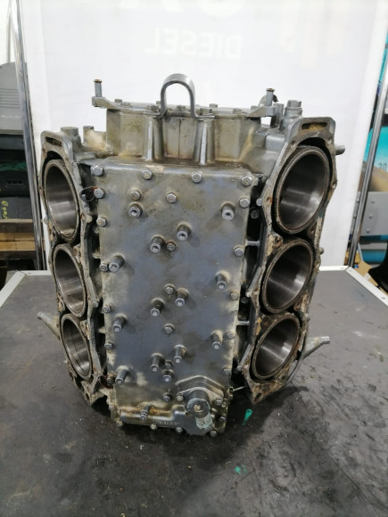 б/у Yamaha 150-200 блок цилиндров 64F-15100-00-94