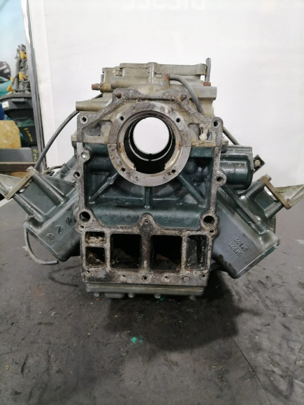 б/у Yamaha 150-200 блок цилиндров 64F-15100-00-94