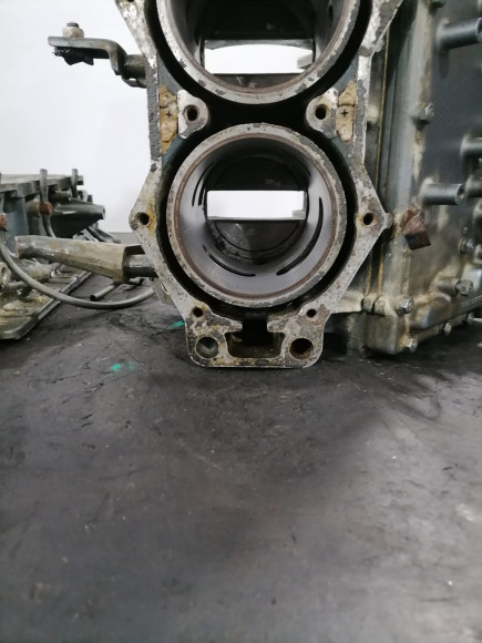 б/у Yamaha 150-200 блок цилиндров 64F-15100-00-94
