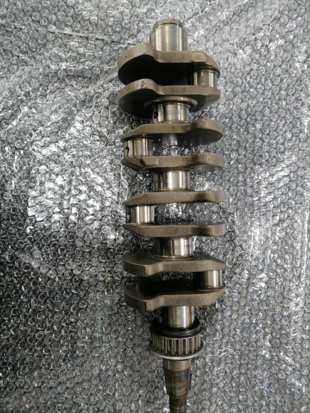 б/у Yamaha F40-50 коленчатый вал 6C5-11411-01-00 б/у Yamaha F40-50 коленчатый вал 6C5-11411-01-00