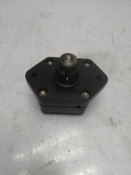 б/у Yamaha F25A топливный насос 62Y-24410-04-00 б/у Yamaha F25A топливный насос 62Y-24410-04-00
