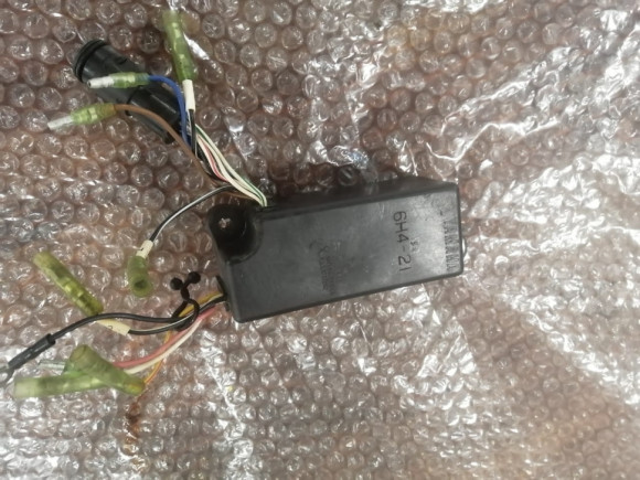б/у Yamaha 50 коммутатор 6H4-85540-20-00 б/у Yamaha 50 коммутатор 6H4-85540-20-00