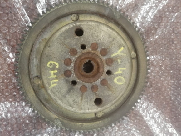 б/у Yamaha 50 маховик 6H4-85550-F0-00
