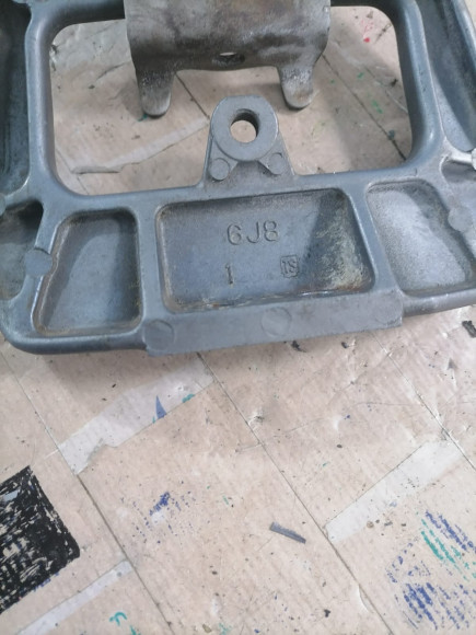 б/у Yamaha 30D ручка с пластиной рулевой тяги 6J8-48511-01-8D,6G8-48511-10-00 б/у Yamaha 30D ручка с пластиной рулевой тяги 6J8-48511-01-8D,6G8-48511-10-00