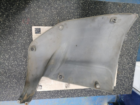 б/у Yamaha F200-250 кожух 69J-42741-00-8D L б/у Yamaha F200-250 кожух 69J-42741-00-8D L