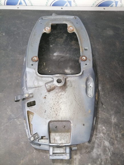 б/у Yamaha 60-70 поддон 6H3-42711-06-4D б/у Yamaha 60-70 поддон 6H3-42711-06-4D