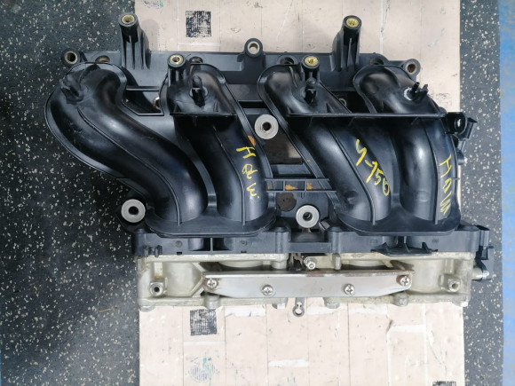 б/у Yamaha F150 коллектор впуска 63P-13641-00-00 б/у Yamaha F150 коллектор впуска 63P-13641-00-00