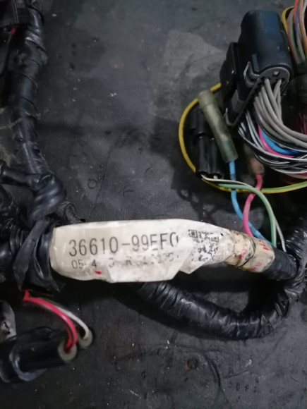 б/у Suzuki DF60-70 электропроводка 36610-99EF0-000 б/у Suzuki DF60-70 электропроводка 36610-99EF0-000