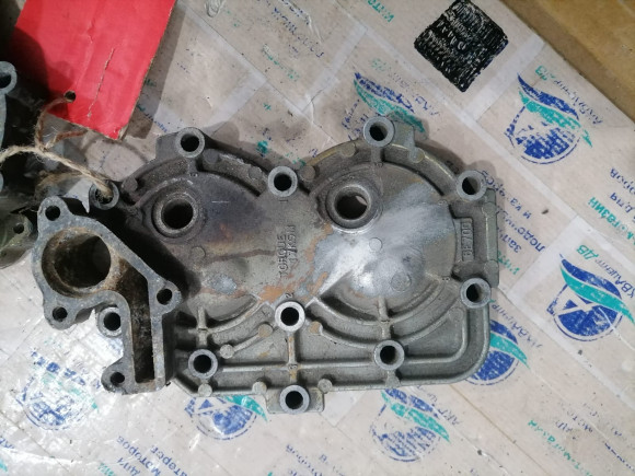 б/у Yamaha 9.9-15 головка блока цилиндров 6E7-11111-01-1S б/у Yamaha 9.9-15 головка блока цилиндров 6E7-11111-01-1S