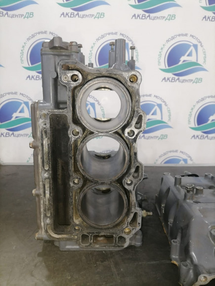 б/у Honda BF35-50 блок цилиндров 12000-ZV5-010ZA