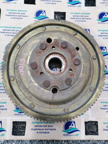 б/у Yamaha F80-100 маховик 6D8-81450-00-00 б/у Yamaha F80-100 маховик 6D8-81450-00-00
