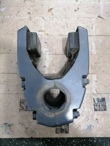б/у Yamaha F20-25 демпфер в сборе 65W-44551-11-4D,65W-44555-00-00,