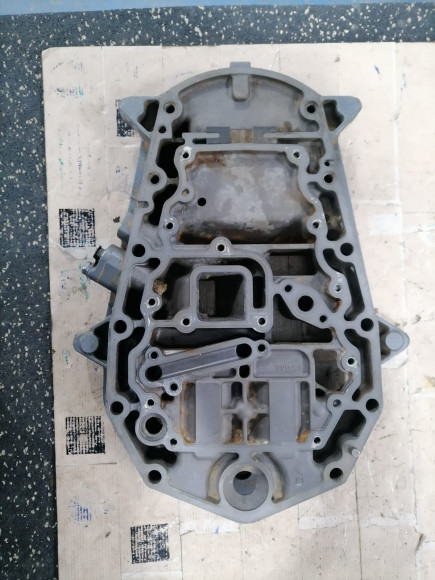 б/у Yamaha F20-25 проставка 67C-41137-13-CA б/у Yamaha F20-25 проставка 67C-41137-13-CA