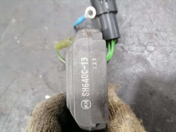 б/у Yamaha F50A регулятор напряжения 62Y-81960-00-00 б/у Yamaha F50A регулятор напряжения 62Y-81960-00-00