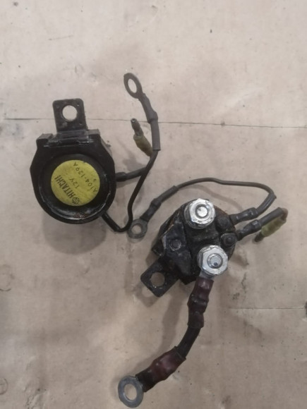б/у Yamaha 40-90 реле гидравлики 688-81950-10-00