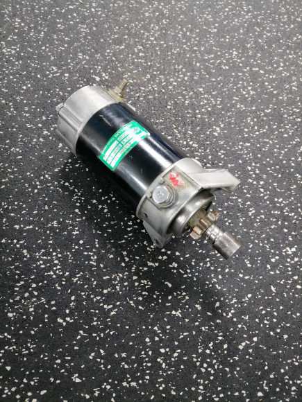 б/у Yamaha 25-70 стартер электрический 6H3-81800-11-00