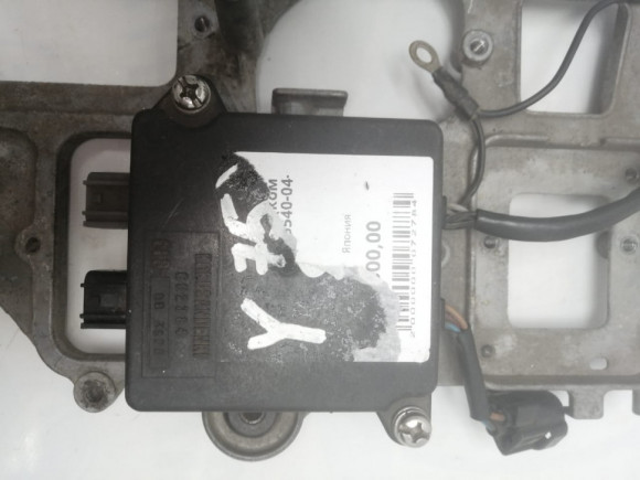 б/у Yamaha 75-90 коммутатор 688-85540-04-00 б/у Yamaha 75-90 коммутатор 688-85540-04-00