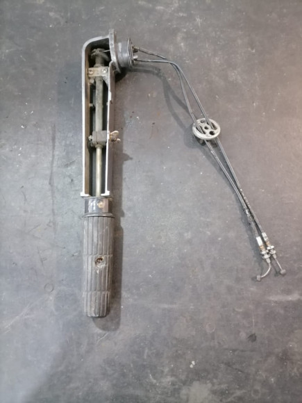 б/у Yamaha 25-30 румпель в сборе 6J8-W0084-10-4D