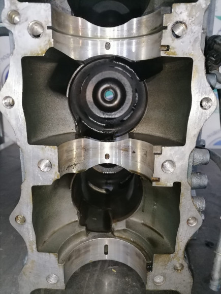 б/у Yamaha 60-70 блок цилиндров ГБЦ в сборе 6H3-15100-14-1S,6H3-11111-01-1S б/у Yamaha 60-70 блок цилиндров ГБЦ в сборе 6H3-15100-14-1S,6H3-11111-01-1S
